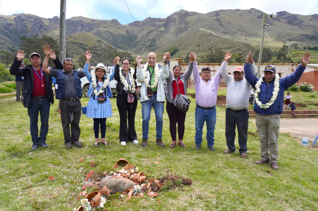 Kewiña Pampa, la séptima comunidad en ser beneficiada a través de Agua SOMOS 2 f9e9c7aa 2c54 4a25 b7b9 1d02e5f4c9c8