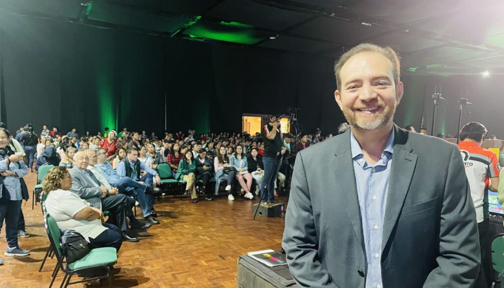 CRE entregó el Premio 100 a la excelencia 2025 a 5.000 hijos de asociados 1 IMG 6520