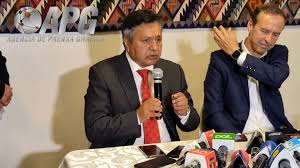 Luis Vásquez desliza que le encantaría que una “mujer del occidente“ sea la candidata a vicepresidenta de Tuto Quiroga 1 Uno