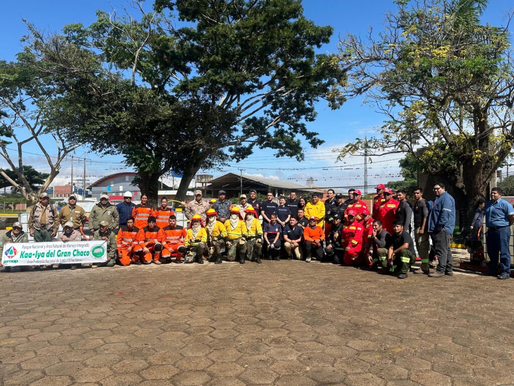 En una tercera donación, Empacar y Global Medic entregan 12 nuevos equipos de ataque rápido a bomberos de Santa Cruz 1 255c9c95 30cf 469e 9f2d 9242575fee49
