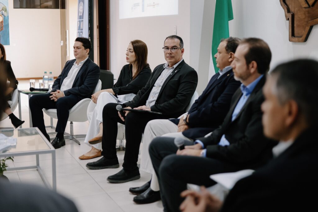 Gobernador reclama por el recorte de presupuesto para la salud y plantea alternativas para generar recursos 1 salud