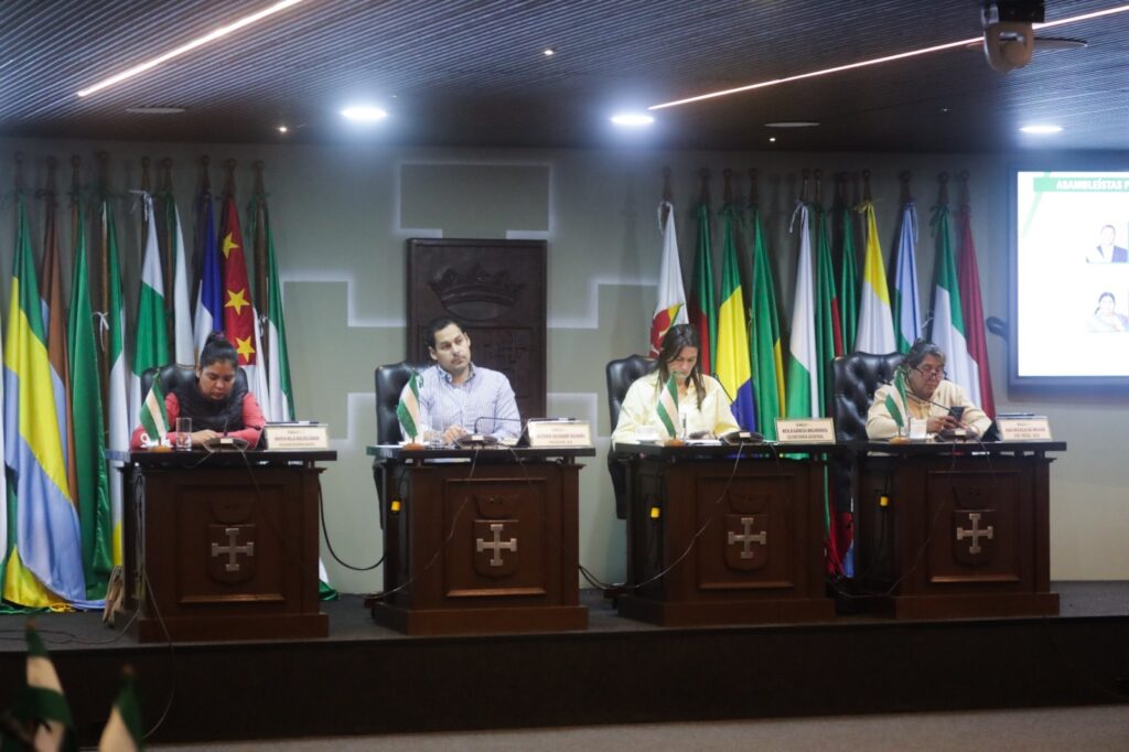 Informan ante la Asamblea sobre el avance de obras en Tahuichi Aguilera: no garantizan al 100% que esté a tiempo 1 37331f88 94fa 4010 9483 4bdc6207e8a2