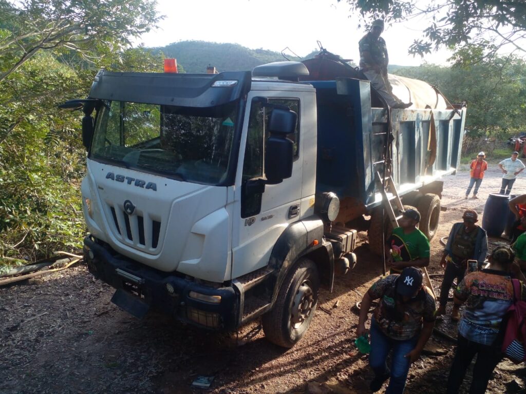 Desvirtúan acusación de avasallamiento en cerro San Simón y evidencian ilegalidad de empresa denunciante 2 MININ 4 1