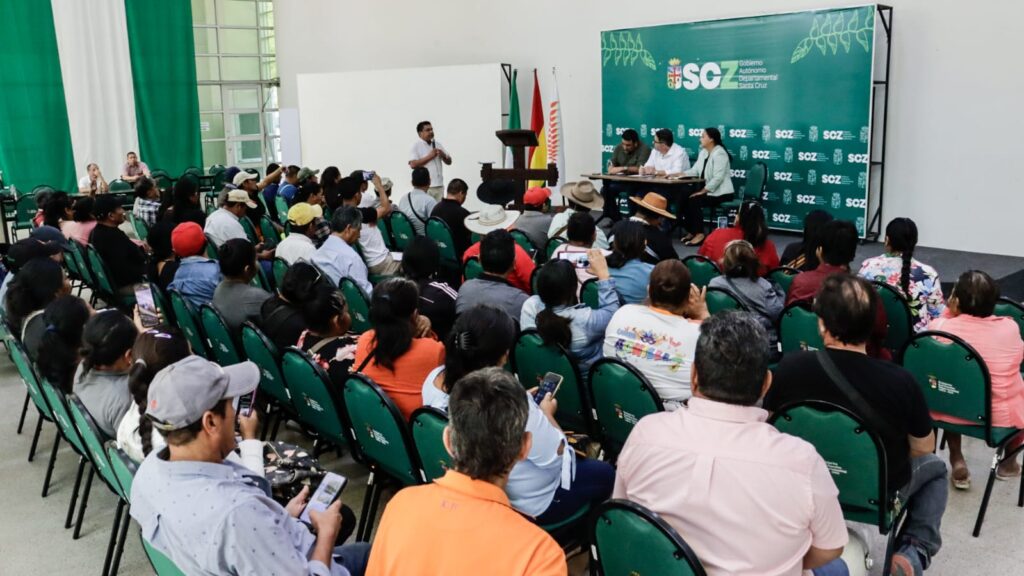 Gobernación y dirigentes guaraníes conforman mesas técnicas de trabajo y se levanta el bloqueo en Abapó y Mora 2 6f210f8e 0762 49bf a38e f49c82b9b4d2