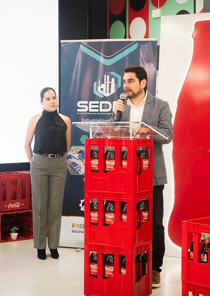 Envibol y Embol firman contrato para la provisión de más de 4 millones de botellas 1 EMBOL 4