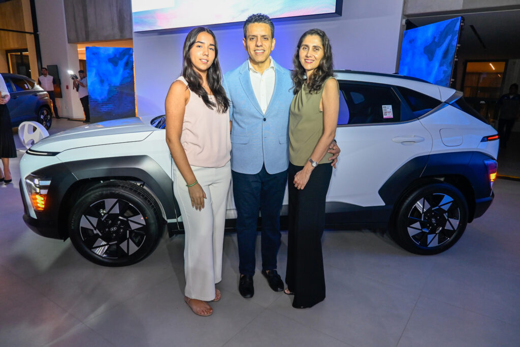 Descubre el verdadero poder de un híbrido con el Hyundai KONA 3 cam 4