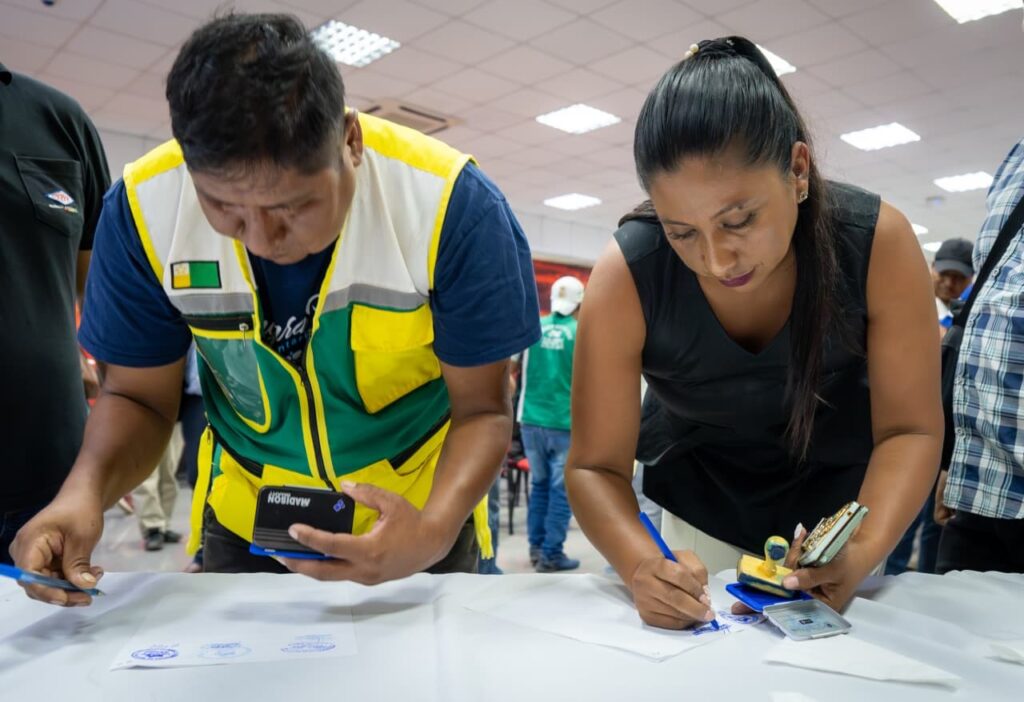 359a1c2c 87b6 4140 b179 99311192b0ba