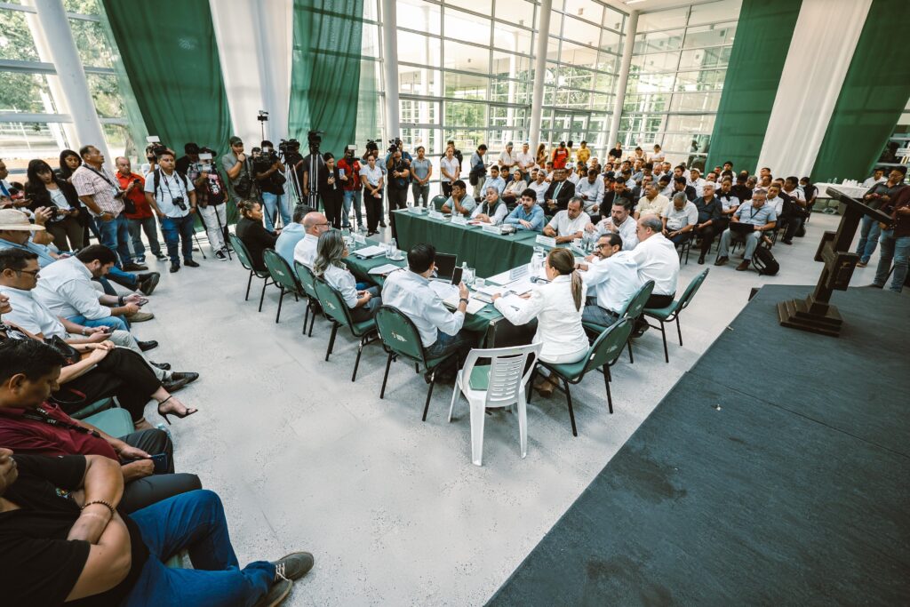 Gobernador Camacho anuncia reversión de tierras dotadas irregularmente y desalojo de avasalladores 1 acc29ea8 50a4 4d18 895f 516d7c9b9d02