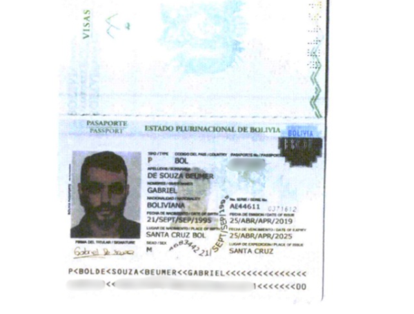 Jefe de la DEA dice que Sebastián Marset 'es el Pablo Escobar de la era moderna' 1 Este es el pasaporte de nacionalidad boliviana que usa Sebastián Marset.
