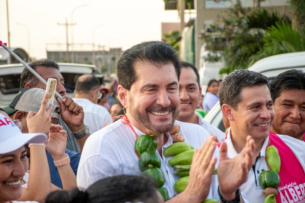Para Náyar, se viene el gran desafío de elegir un verdadero líder: “Santa Cruz necesita arquitectos del futuro, no guardianes del pasado” 3 NAYAR VICE