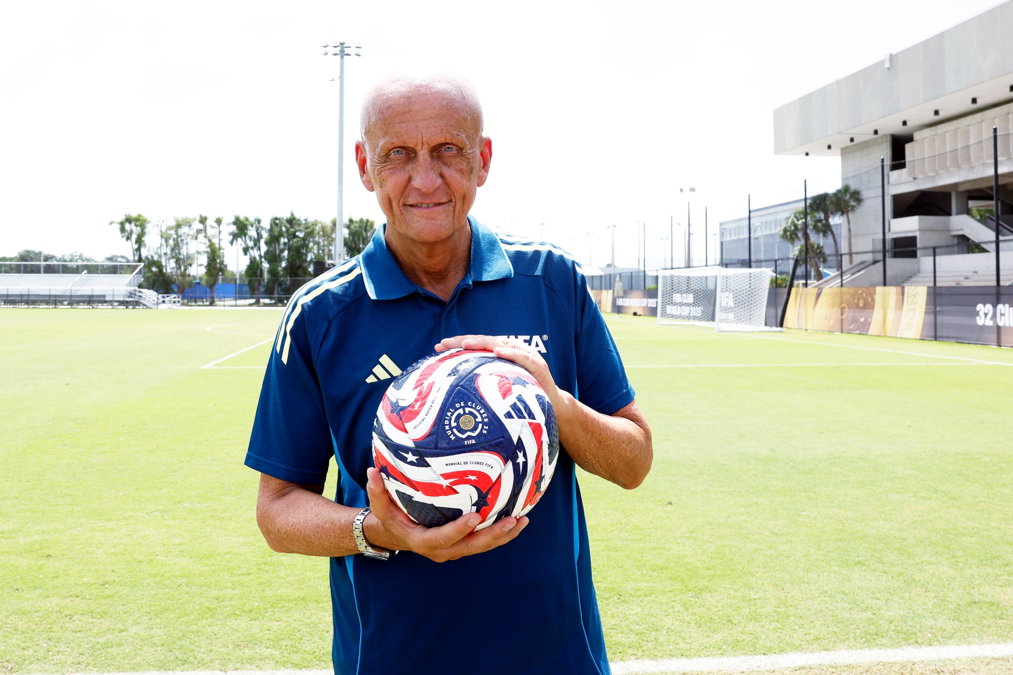 Pierluigi Collina, presidente de la Comisión de Árbitros de la FIFA,