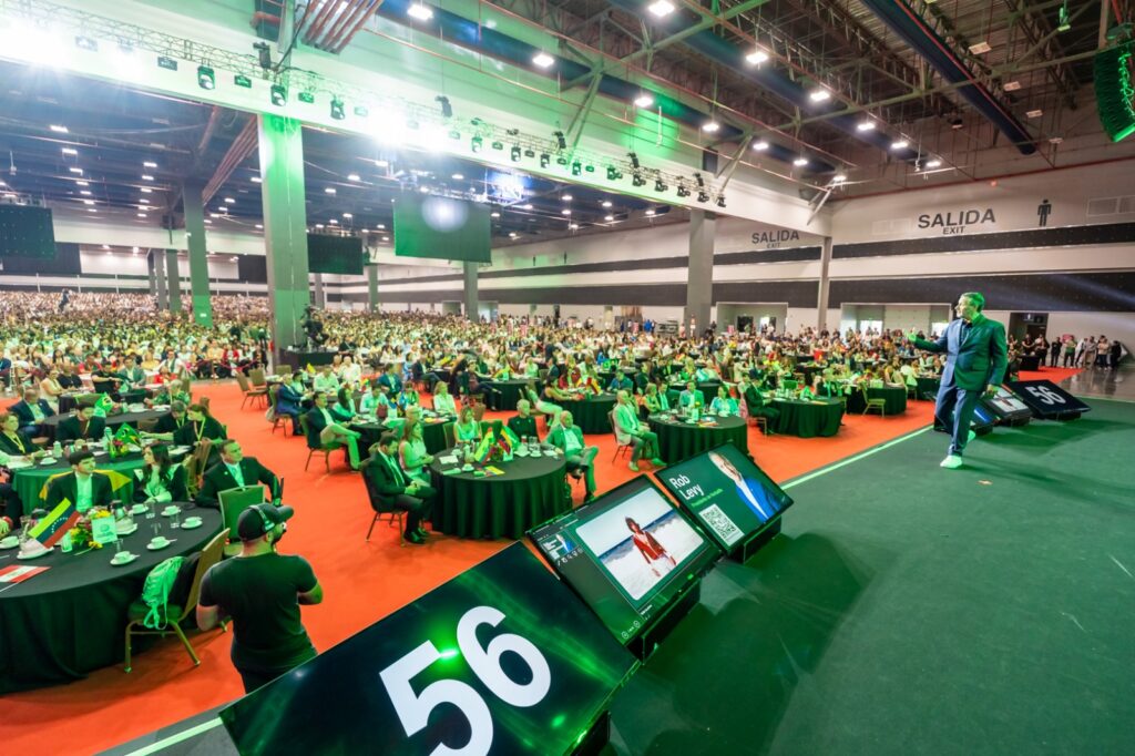 Herbalife reúne a más de 8.700 distribuidores en Panamá y presenta nuevas herramientas de inteligencia artificial 1 0ce525d2 891b 46f4 a7d5 45eba9116104