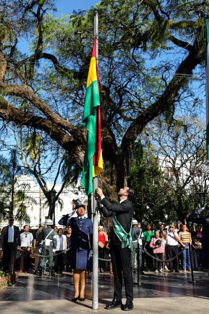 Gobernador afirma que Bolivia inicia una nueva etapa con la profundización de las autonomías 1 dba286a0 386d 4390 8ec1 5db87cb7ae5a