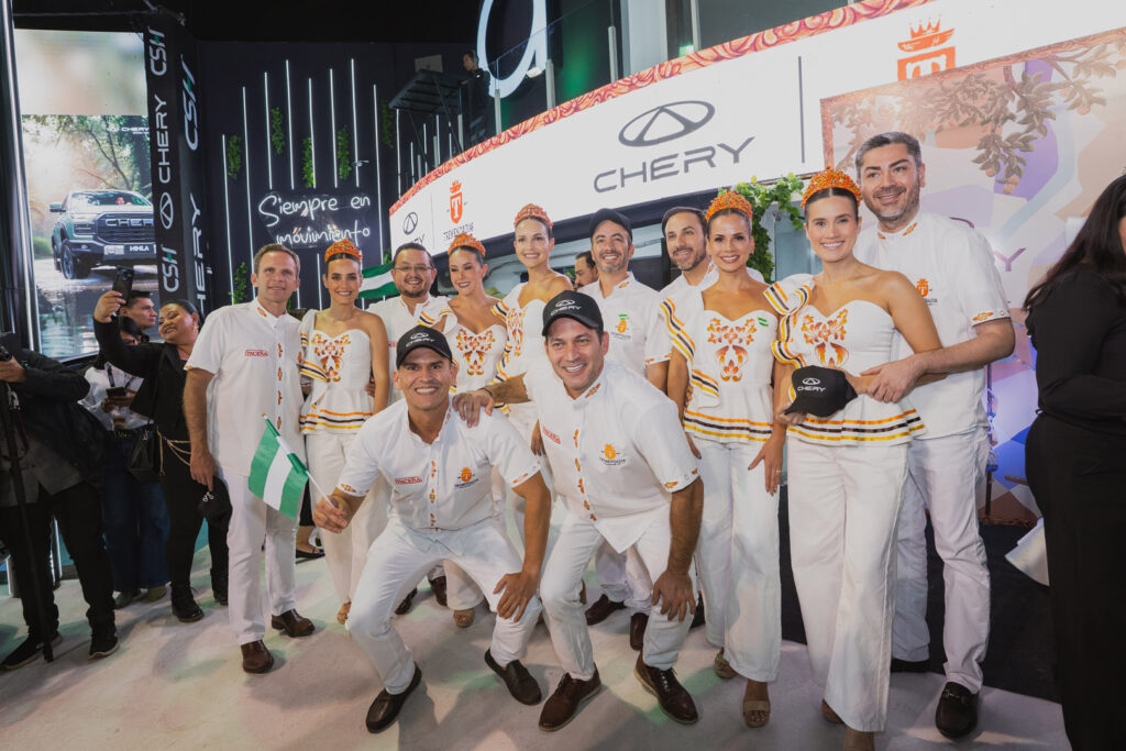 Chery lleva innovación híbrida al Carnaval Cruceño 2027 con la Tiggo 7 Pro Max 2 chevi 2