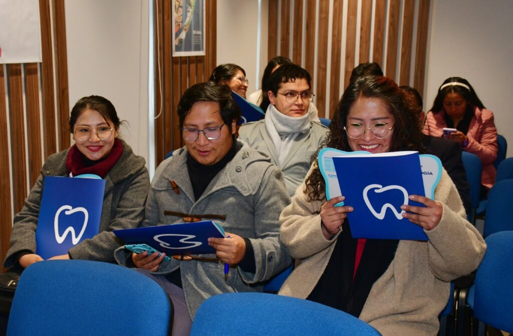 INTI Academia Odontología reúne a más de 300 profesionales y apuesta por la actualización del sector en Bolivia 1 d90ea993 4881 4bf0 aecf 26aa1acb00b5